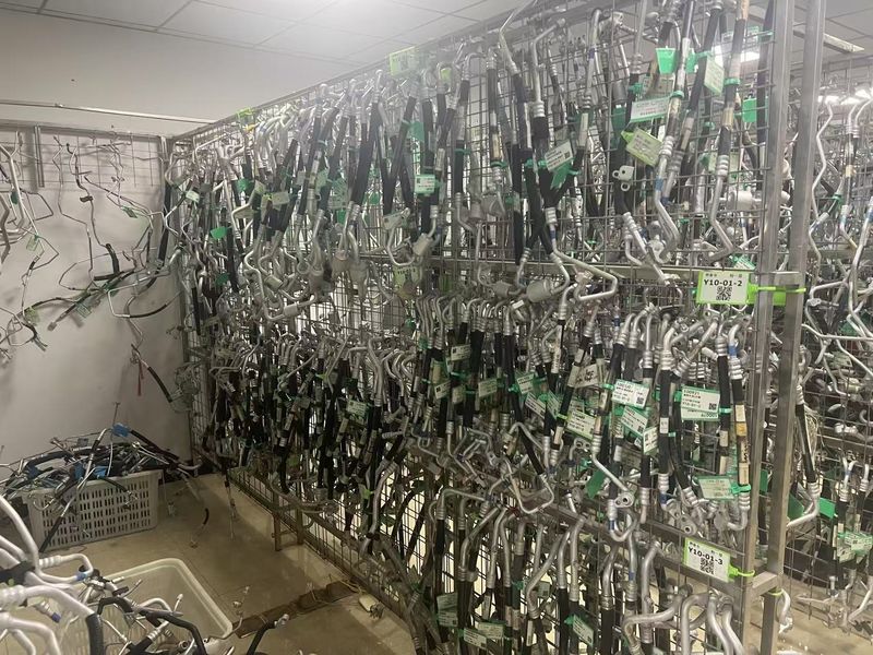 Yimi (Guangzhou) Automotive Parts Co, Ltd lini produksi pabrikan