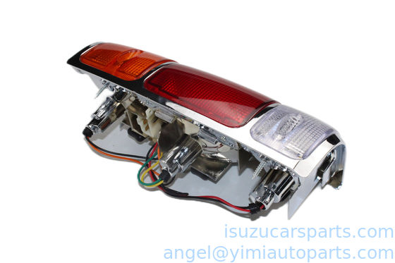 ISUZU UCR TFR2000 Lampu Belakang ASM L 8970687410